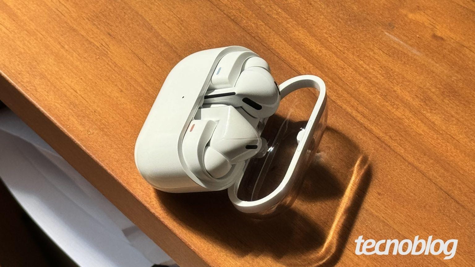 Voltar a vender os Galaxy Buds 3 Pro no Brasil.