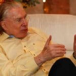 Internação de Silvio Santos gera cautela e mistério no SBT. Internação de Silvio Santos gera cautela e mistério no SBT.