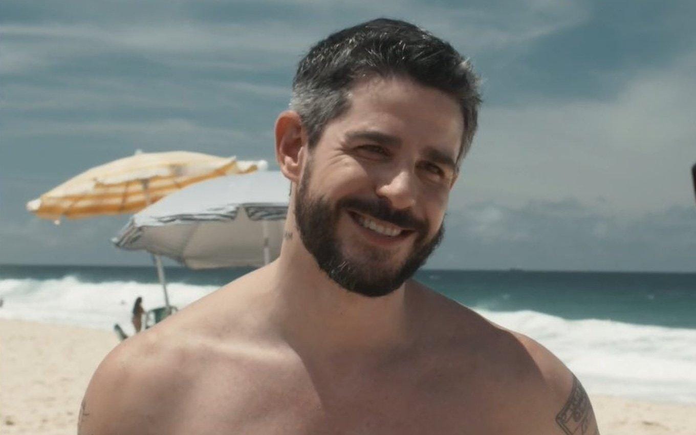 Duas mulheres em uma suruba inesperada na novela Renascer.