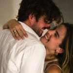 Detalhes do anel de noivado de Giulia e Conor Kennedy. Detalhes do anel de noivado de Giulia e Conor Kennedy.