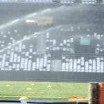 Vasco se prepara no campo sintético antes do clássico. Vasco se prepara no campo sintético antes do clássico.