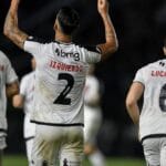 Vasco vence Athletico-PR em virada épica na Copa do Brasil. Vasco vence Athletico-PR em virada épica na Copa do Brasil.