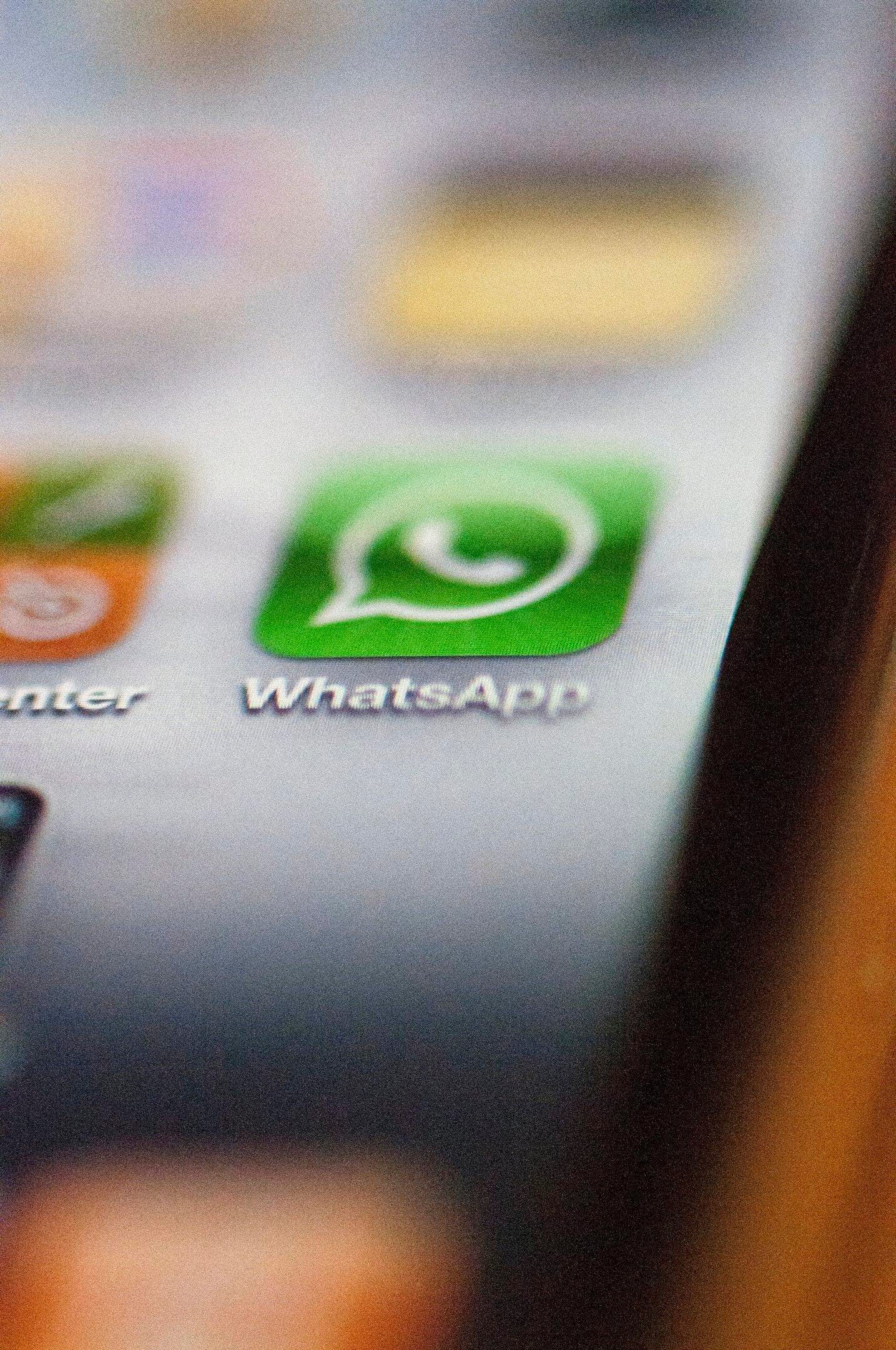 Novos emojis animados chegam ao WhatsApp Beta no iOS.