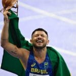 Petrúcio Ferreira triunfa com ouro nos 100m das Paralimpíadas. Petrúcio Ferreira triunfa com ouro nos 100m das Paralimpíadas.