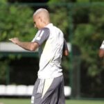 Arana e Scarpa treinam e voltam antes do jogo. Arana e Scarpa treinam e voltam antes do jogo.