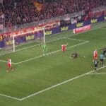 Empate sem gols entre Union Berlin e Freiburg na Bundesliga. Empate sem gols entre Union Berlin e Freiburg na Bundesliga.