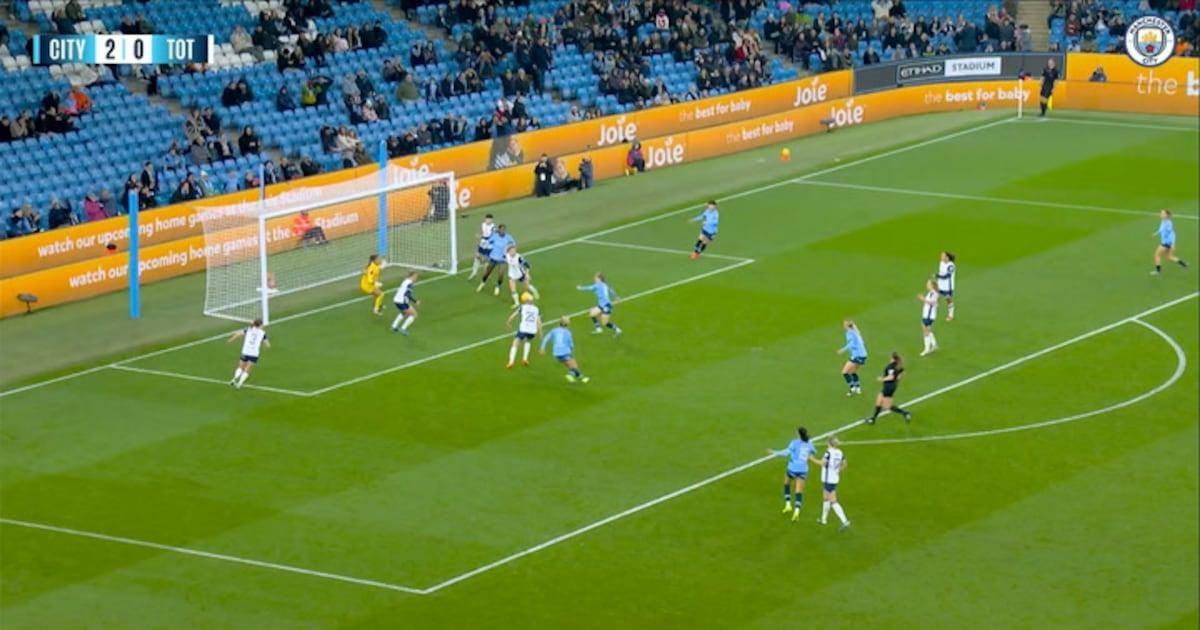 que-azar-atacante-manchester-city-traves-tottenham